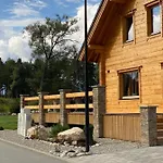 Rezidencia Woodchalet * 벨카 롬니차