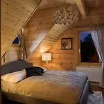 샬레 Rezidencia Woodchalet *