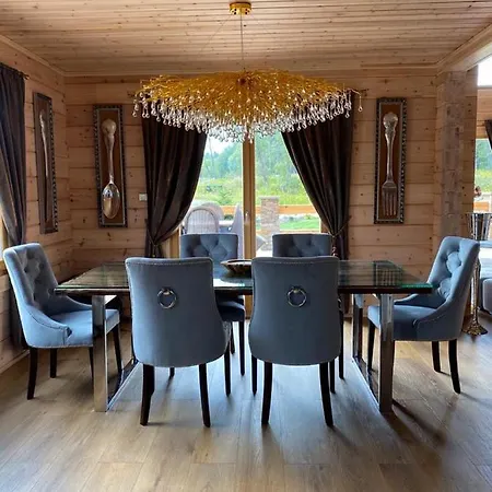 Rezidencia Woodchalet Alpesi faház Kakaslomnic