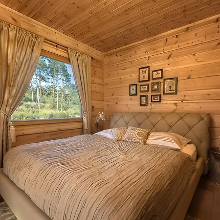 샬레 Rezidencia Woodchalet