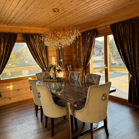 Rezidencia Woodchalet شاليه *
